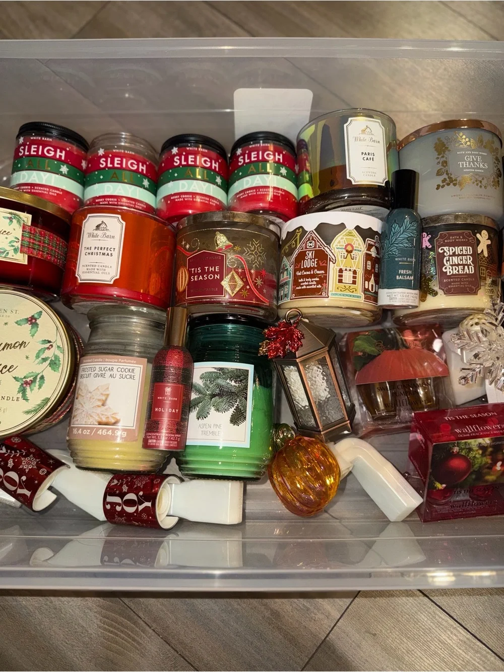 Assorted Holiday Candle/Wallflower Lot - 95% Bath & Body Works
